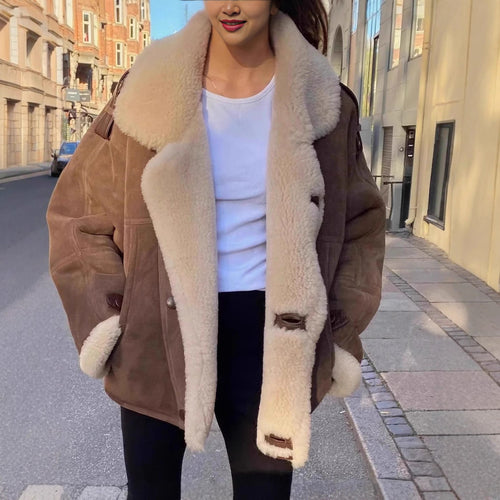 Teddy leather jacket for women with original collar and removable details Lune London