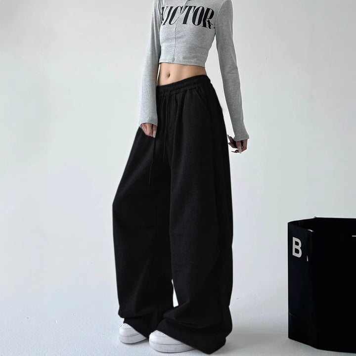 Ladies Wide and Casual Chic Jogging Pants