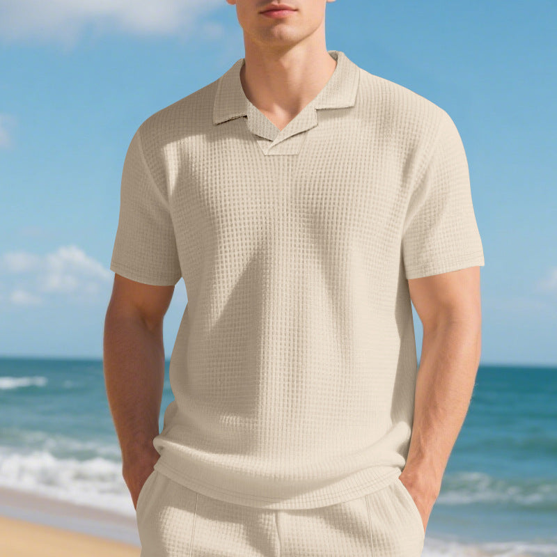 Casual polo for men in breathable material with structured design Lune London