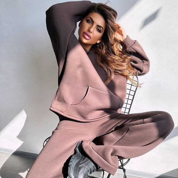 Women's casual hoodie and wide pants set Chic & Stil