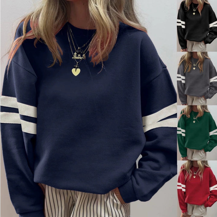 Sporty sweatshirt for women with contrasting color sleeves Lune London