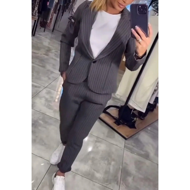 Women Elegant business-casual suit set with fine stripes and a modern fit Lune London
