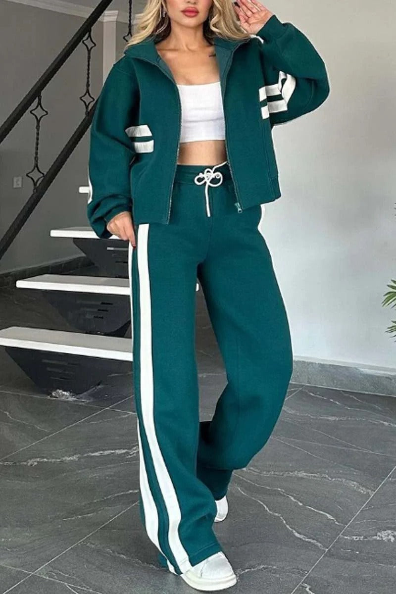 Women's sportswear with high collar and contrasting stripes Lune London