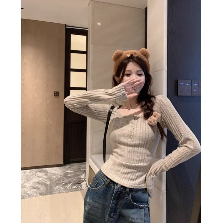 Ladies' stylish long-sleeve top with button placket Chic & Stil