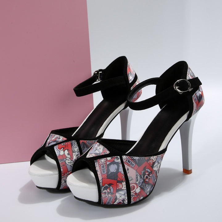 Open-toed sandals for women with a glamorous sequin design and an elegant block heel Lune London