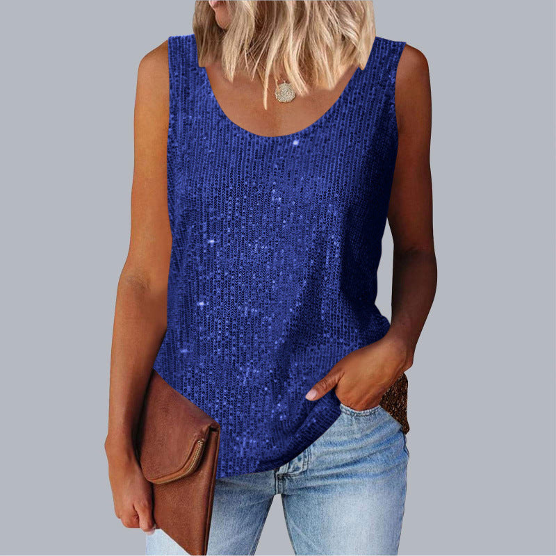 Ladies shimmering top with glistening fabric and figure-friendly cut Lune London