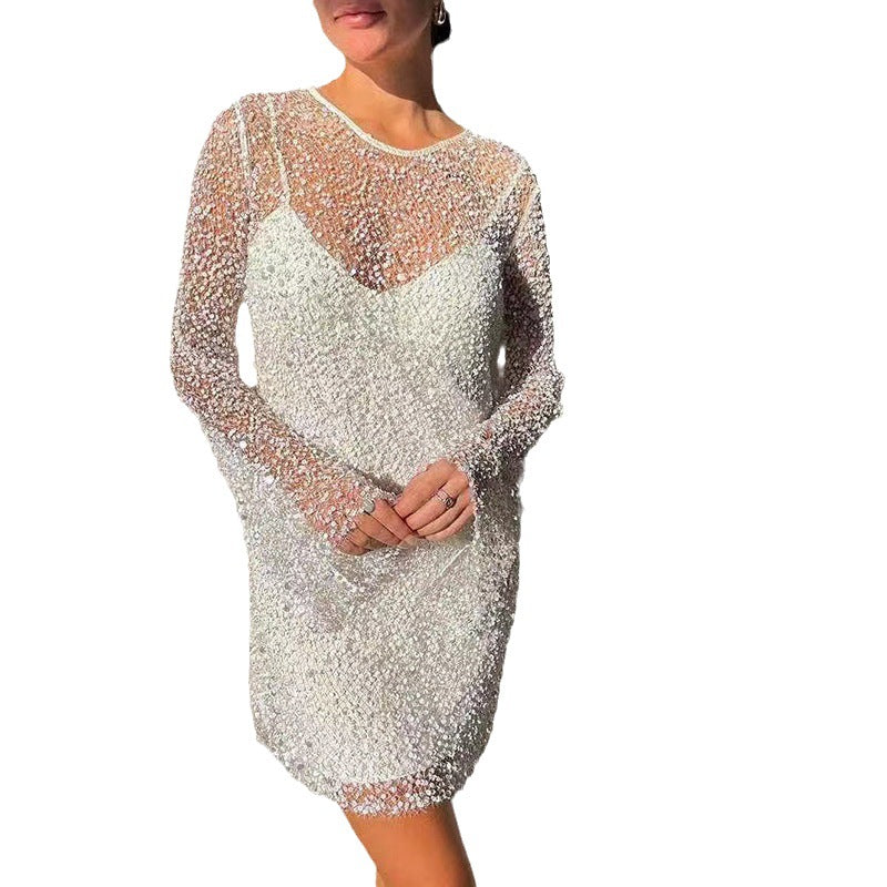 Women Glittering Cocktail Dress with Shimmering Sequins and Long Sleeves Lune London