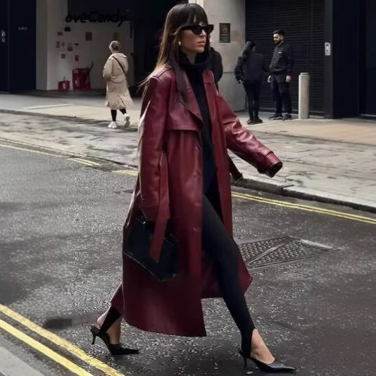 Manteau trench élégant pour femmes en simili cuir moderne avec ceinture à la taille Chic & Stil