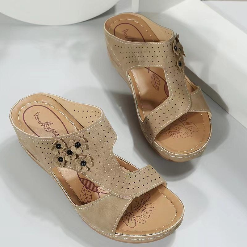 Ladies light summer shoes with closed heel and trendy snake leather design Lune London