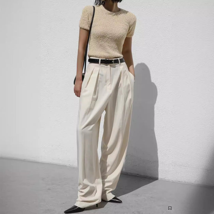 Pantalons de costume élégants pour femmes, à coupe large et taille haute Chic & Stil