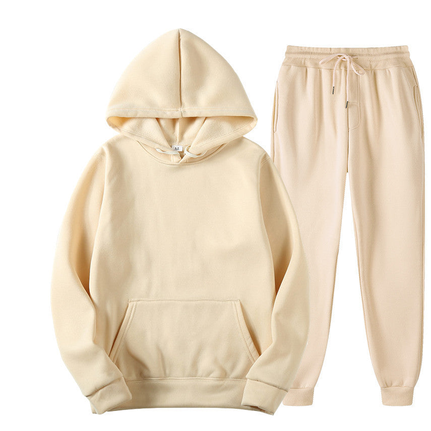 Women comfortable tracksuit set with kangaroo pocket and practical cuffs Lune London