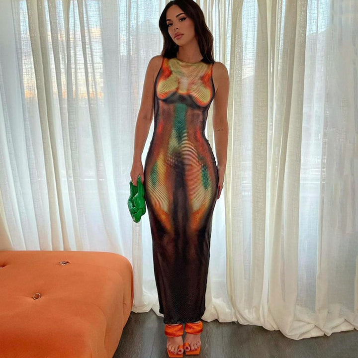 Ladies Elegant Maxi Dress with stunning graphic print Lune London