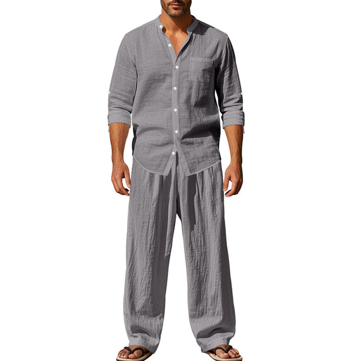 Linen leisure set for men with a modern cut and practical pockets Lune London