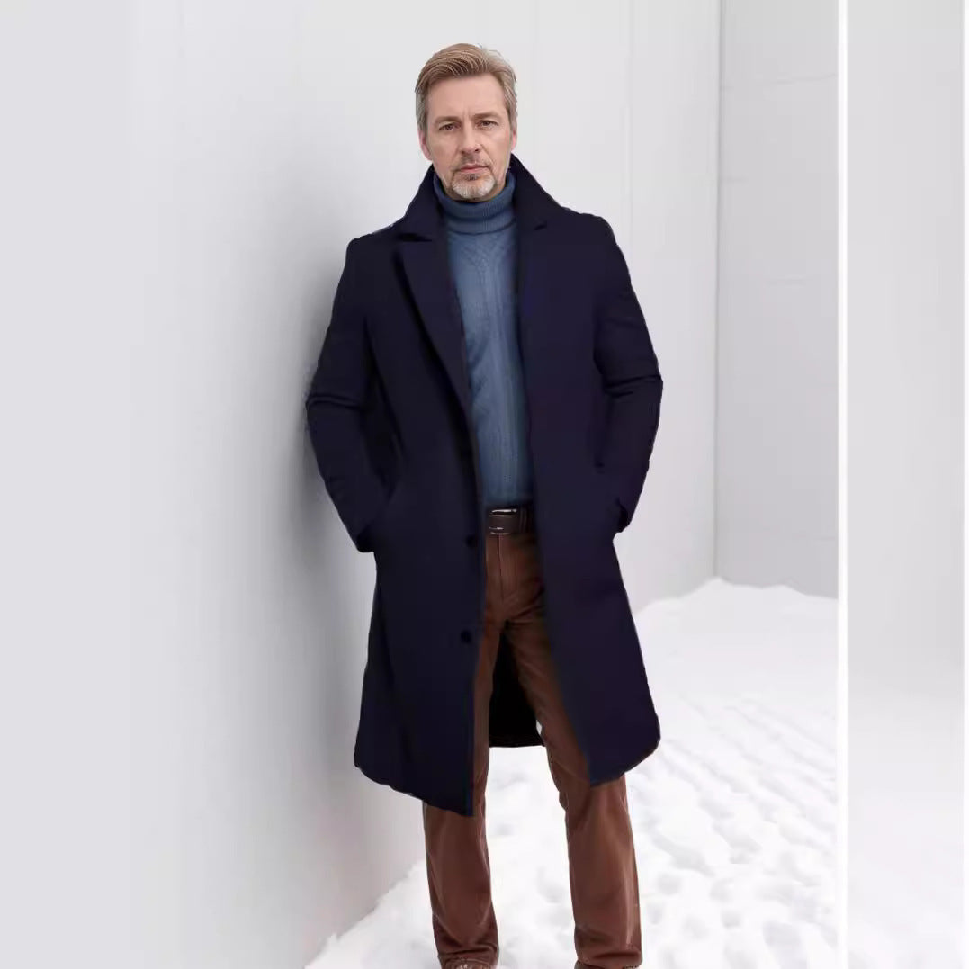 Elegant wool coat for men with classic lapels and practical pockets Lune London