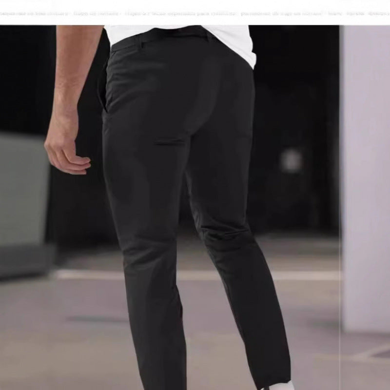Elegant slim-fit men's trousers with high-quality pleats and practical pockets Lune London