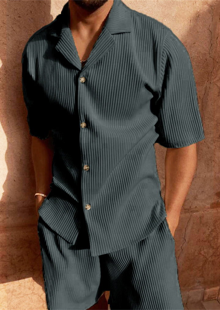 Short-sleeved shirt for men and shorts with structured design Lune London