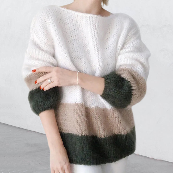 Coarse knit sweater for women with a modern block pattern and a relaxed fit Lune London