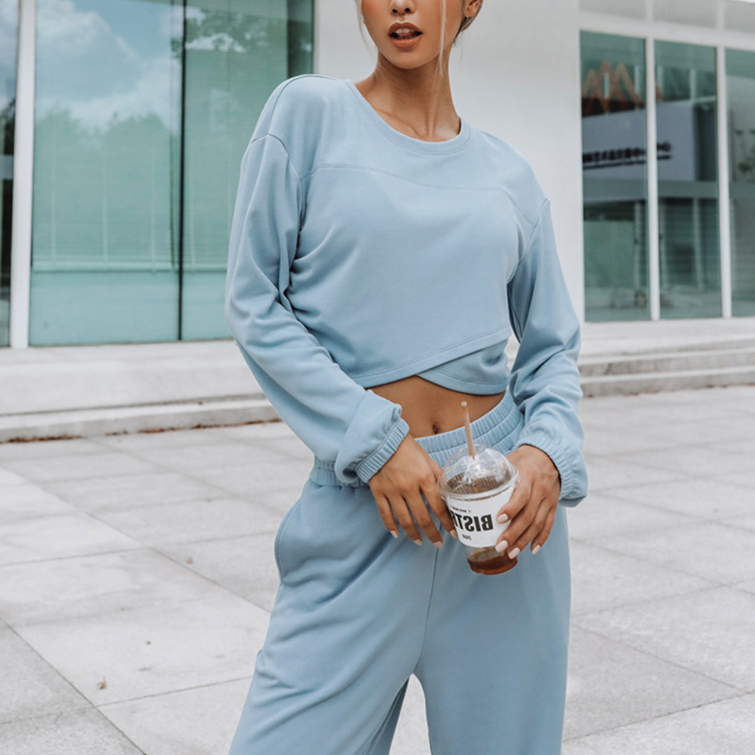 Ladies casual crop-top with wide lounge pants Lune London