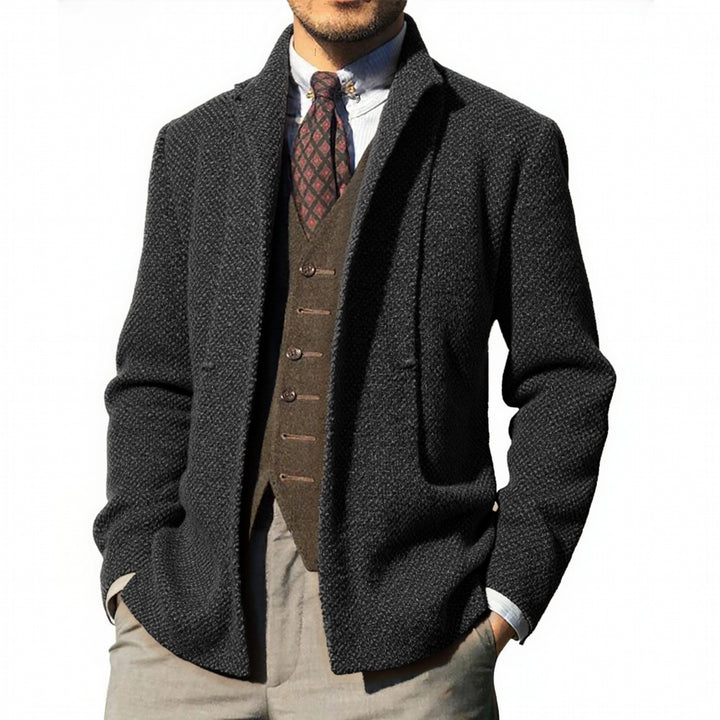 Elegant knitted jacket for men with a modern fit and practical pockets Lune London