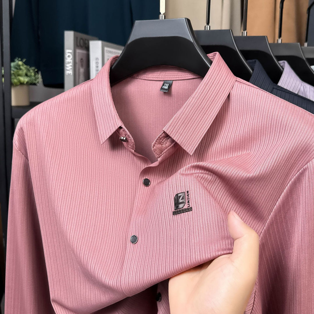 Elegant shirt for men with a textured design and modern accents Lune London
