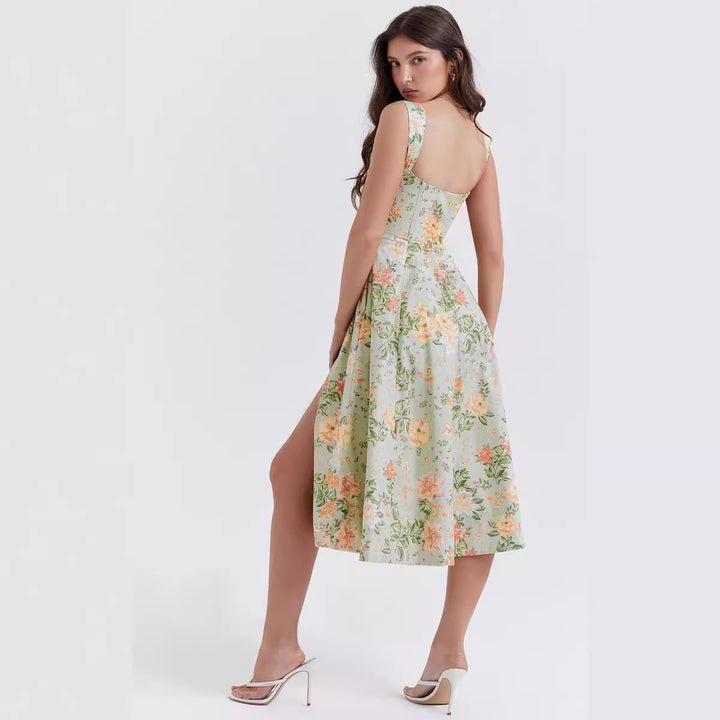 Elegant summer dress for women with floral accents and high slits Chic & Stil