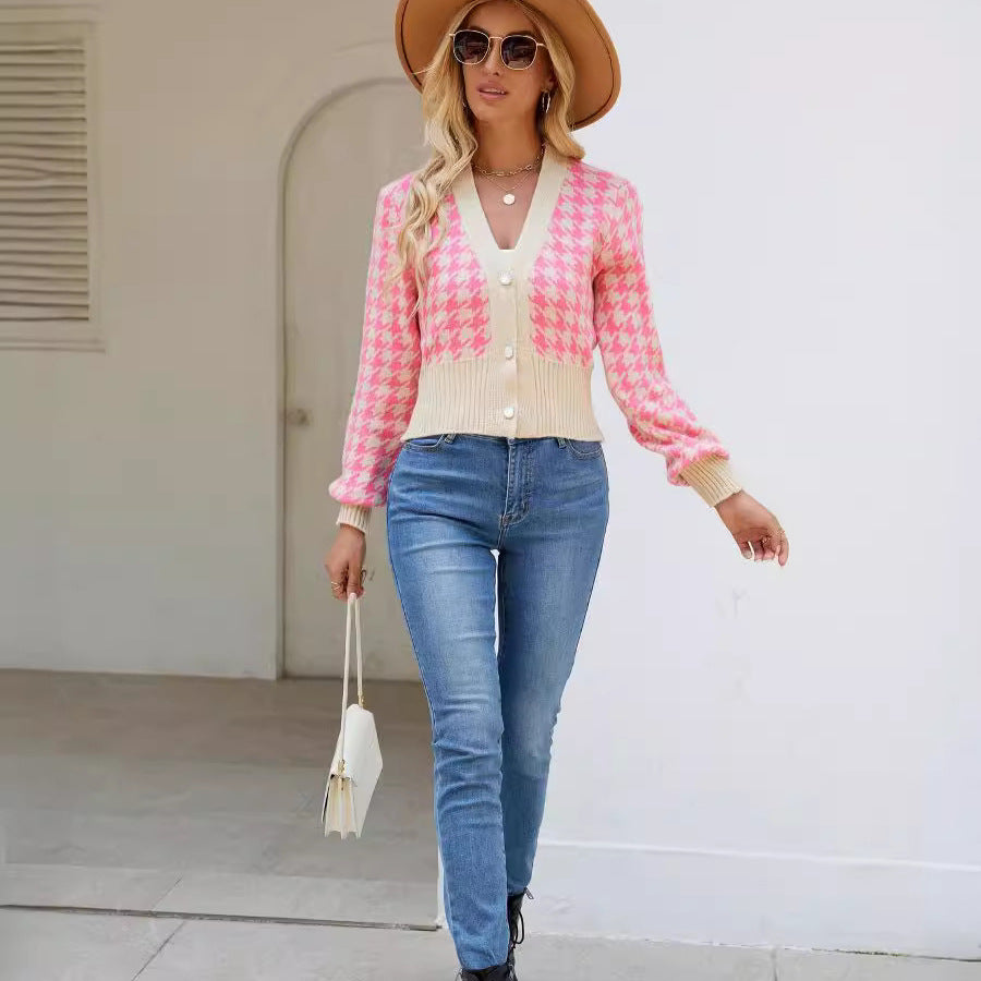 Women Fashionable Knitted Cardigan with Argyle Pattern and Beaded Button Lune London
