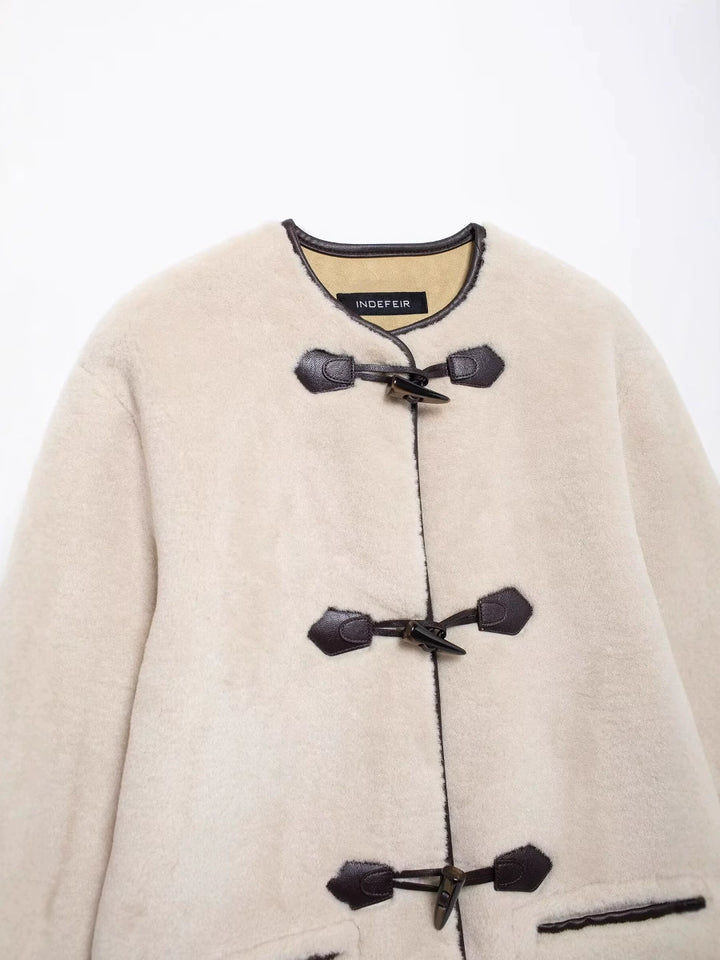 Comfortable teddy jacket for women with high-quality leather finish Lune London