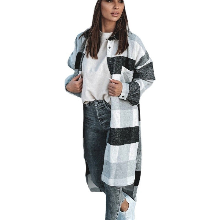 Long checkered winter coat for women with buttonhole design and loose fit Lune London