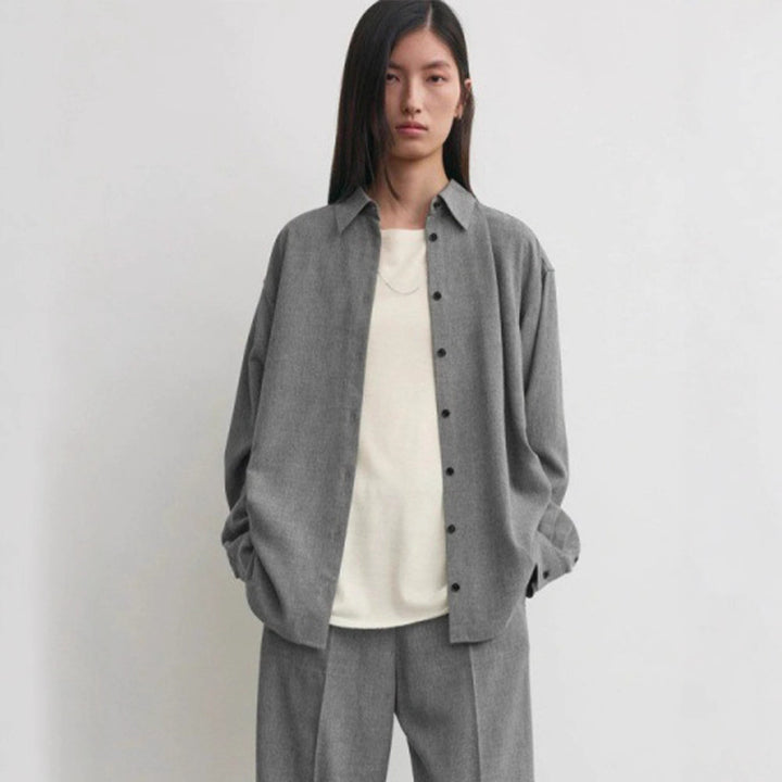 Chemise blouse femme oversize avec coupe moderne et détails décontractés Chic & Stil