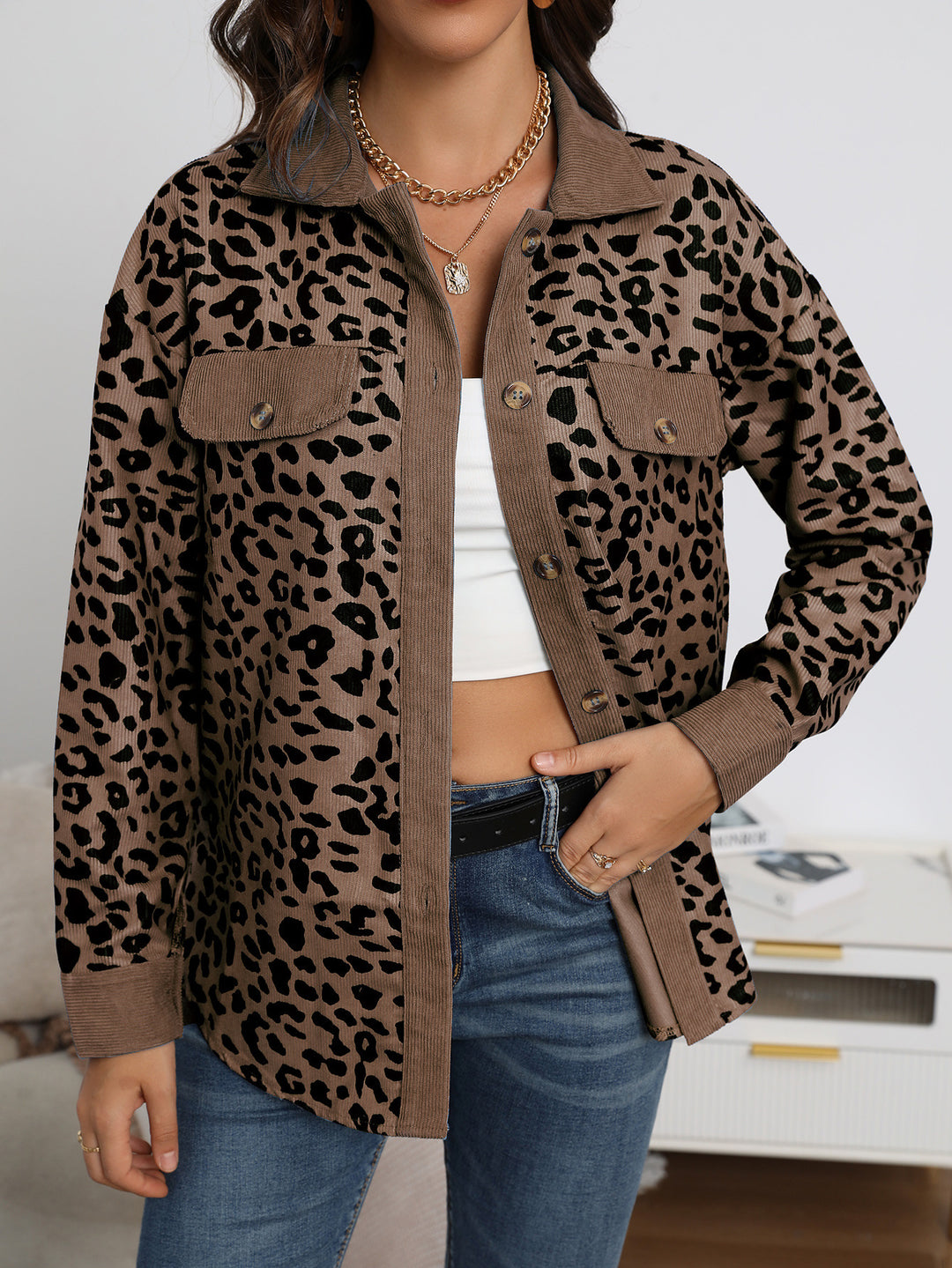 Casual linen jacket for women in animal print Lune London
