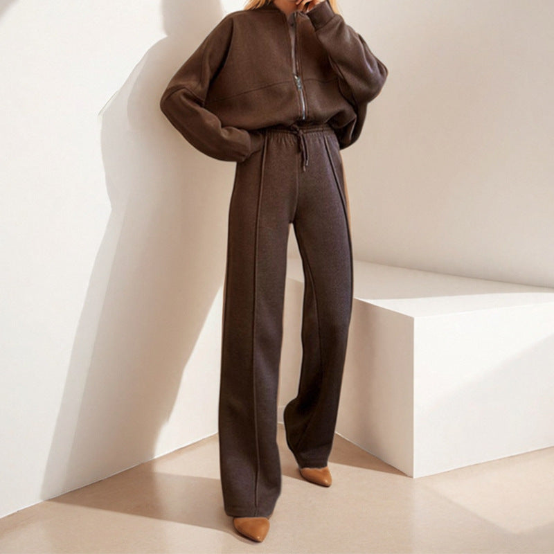 Ensemble sportif pour femmes avec fermeture éclair et jambes larges Chic & Stil