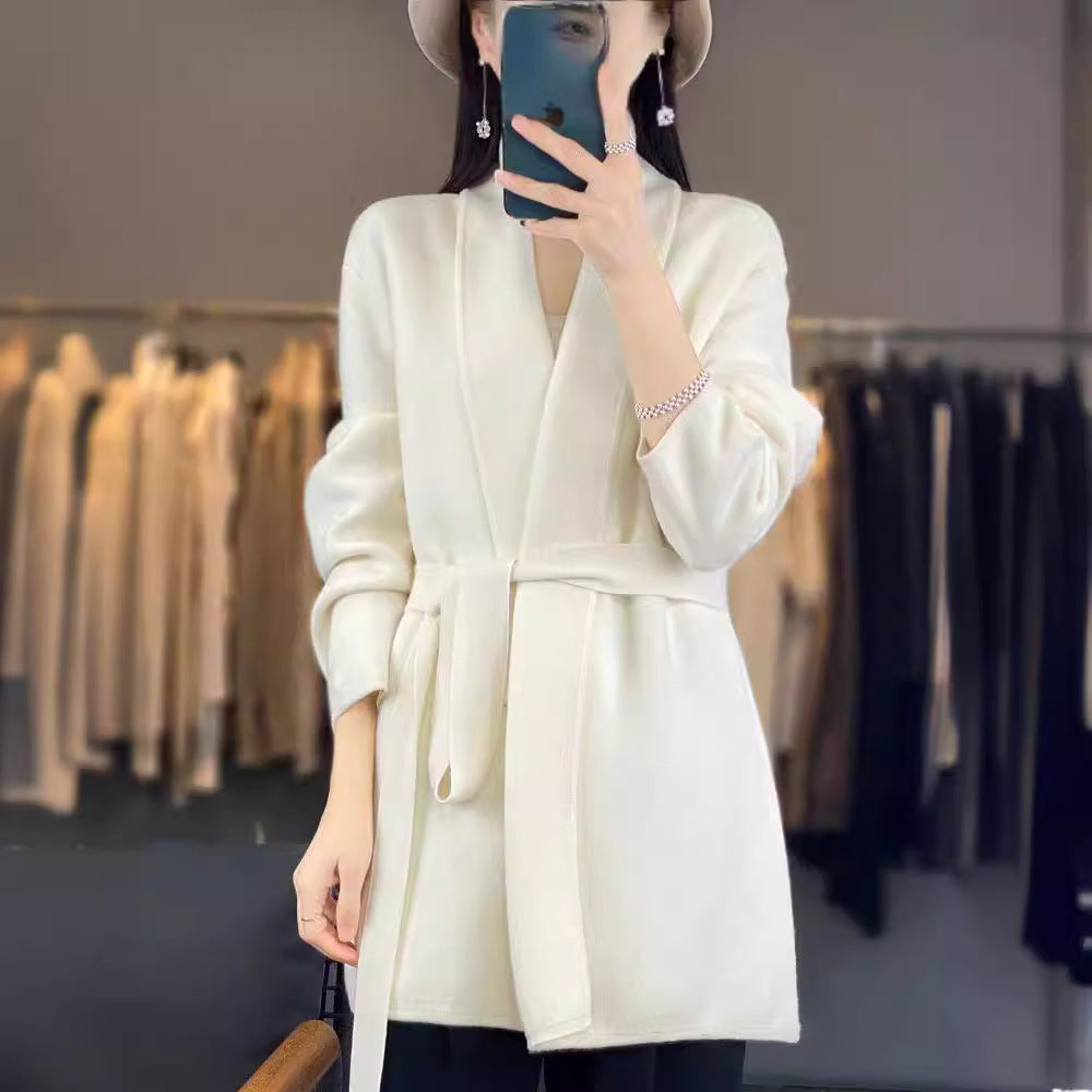 Cardigan stylé pour femme avec ceinture à nouer et poches Chic & Stil