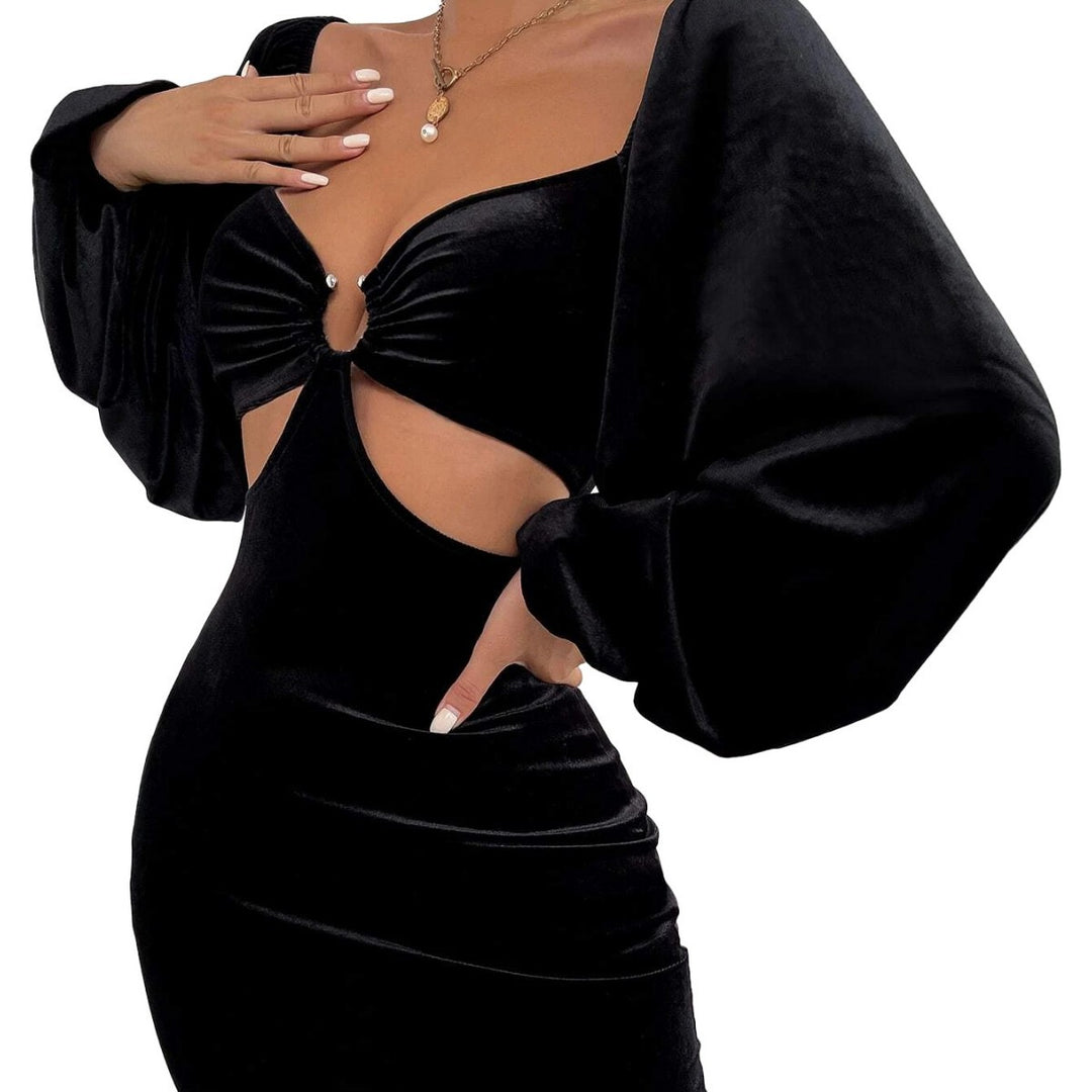 Cocktail dress for women with a flattering silhouette and elegant puff sleeves Chic & Stil