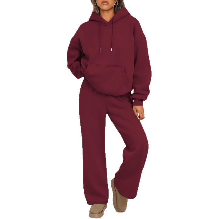Luxurious hoodie for women with a loose fit and comfortable jogger pants Lune London