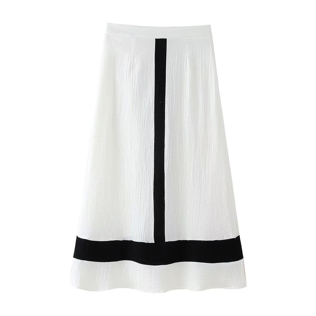 Midi skirt for women with contrasting striped pattern Chic and Style