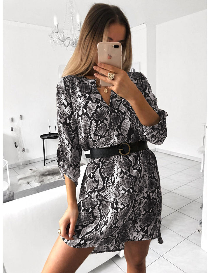 Shirt dress for women with geometric pattern and waist belt Lune London