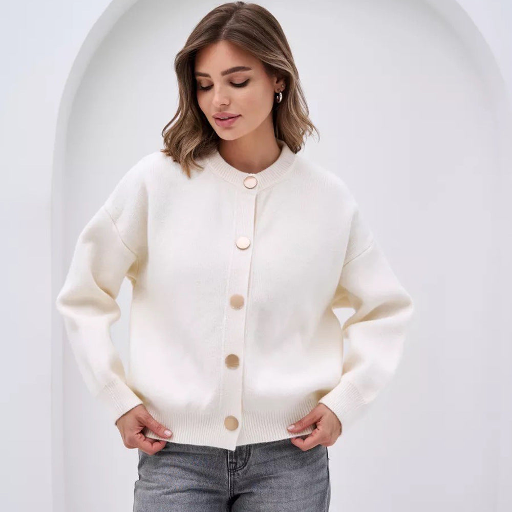 Cardigan for women in comfortable knit with button details and relaxed fit Lune London