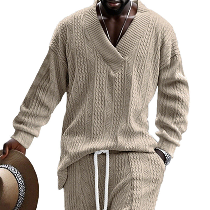 Men's knit pullover with modern v-neck and casual design Lune London