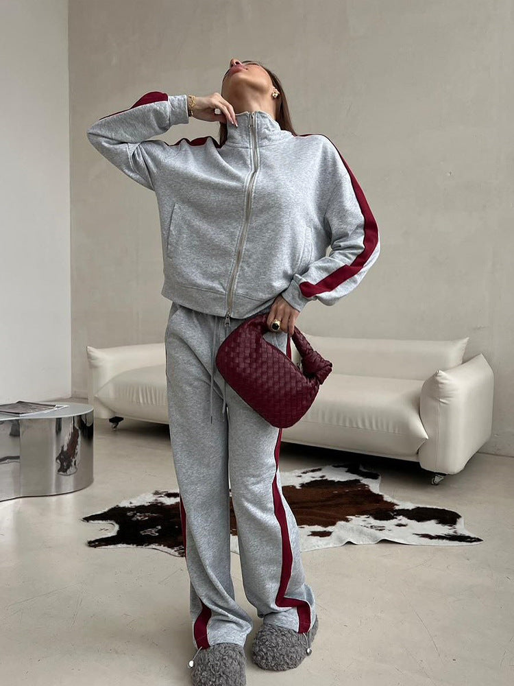 Women Sport Fleece Jogging Set with Practical Pockets and Full Zip Lune London