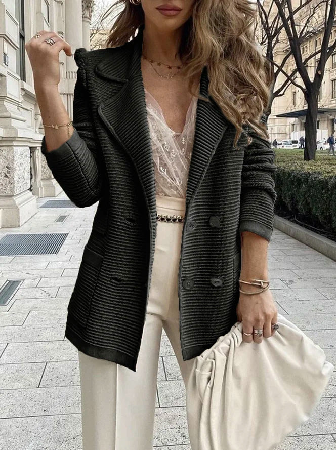 Wool blazer for women with double-breasted buttons and structured design Lune London