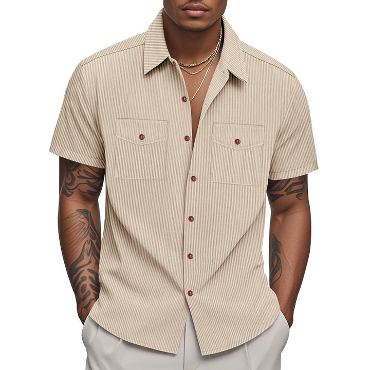 Short-sleeved shirt for men with textured surface and practical chest pockets Lune London