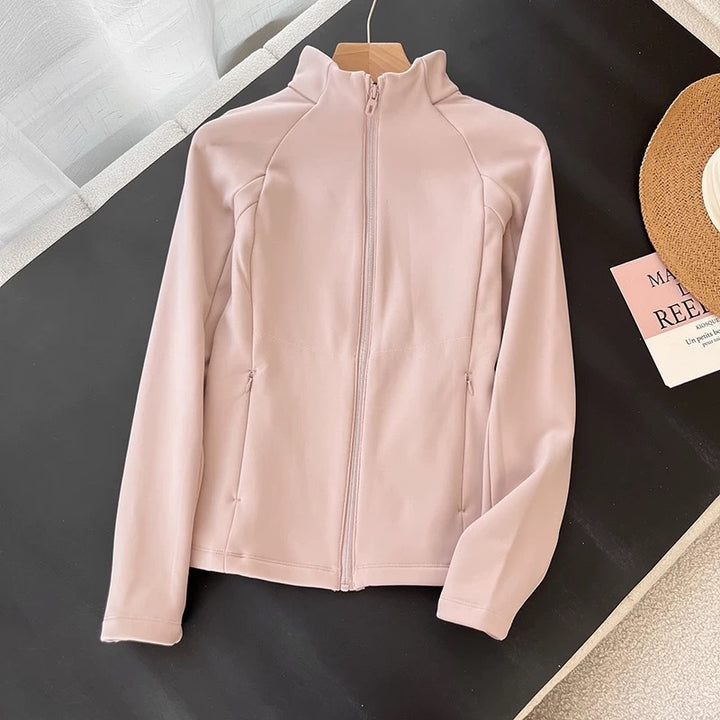 Veste de sport respirante pour femmes avec col haut Chic & Stil