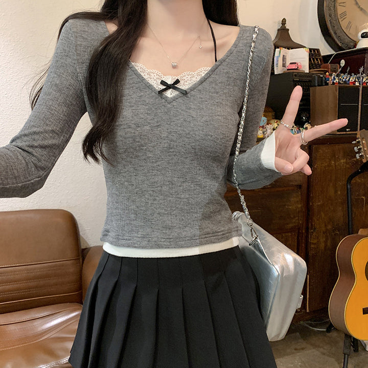 Women's long-sleeve shirt with V-neck and lace accents Lune London