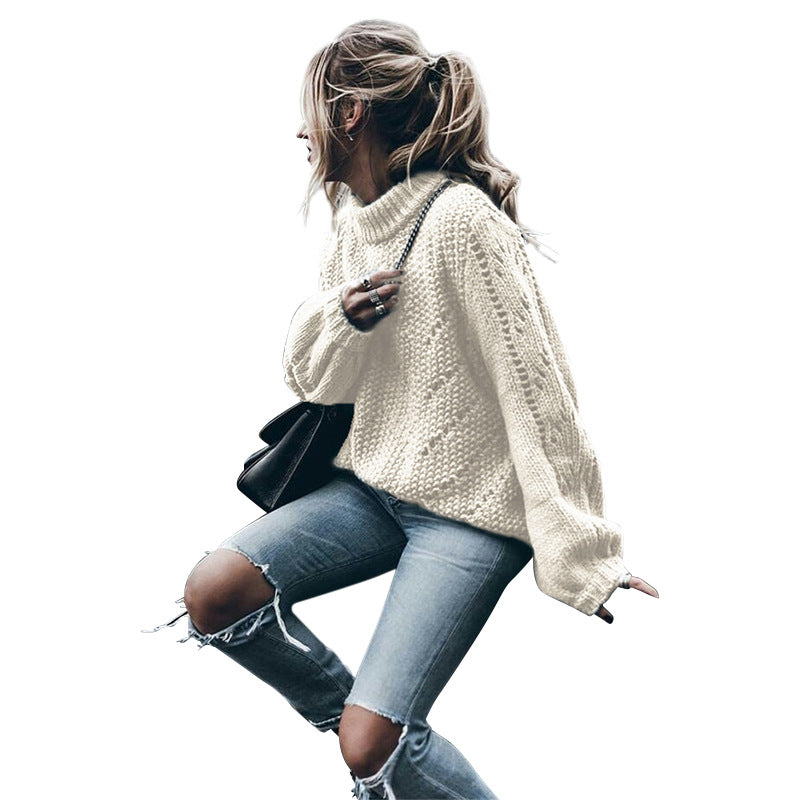 Chunky knit sweater for women with a loose fit and trendy turtleneck Lune London