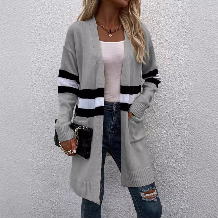 Knit jacket for women with modern stripes Chic und Stil