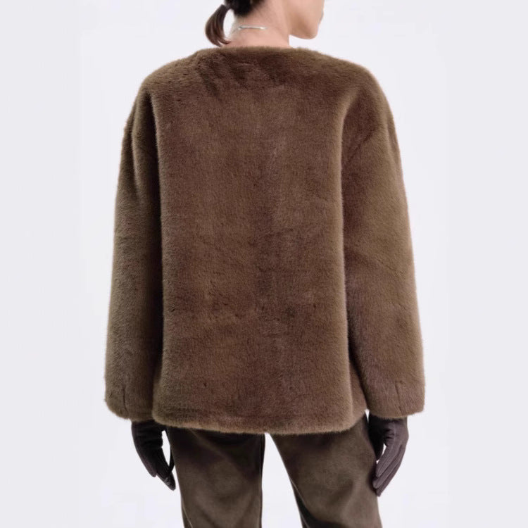 Ladies quilted cozy jacket with adjustable design at the waist and elegant belt Lune London