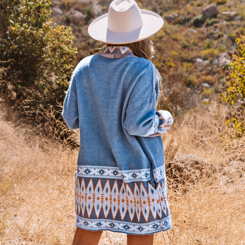 Cardigan pour femmes à manches longues avec motif géométrique et poches ouvertes Chic & Stil