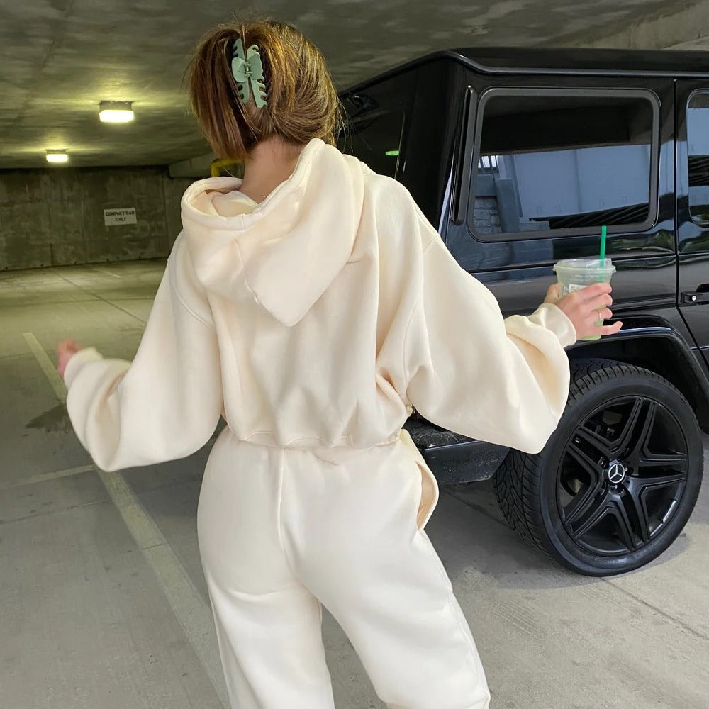 Lune London women's casual sweatshirt and jogger pants set