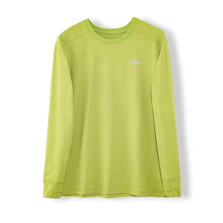 Chemise sportive à manches longues pour femmes avec une structure de tissu innovante Chic & Stil