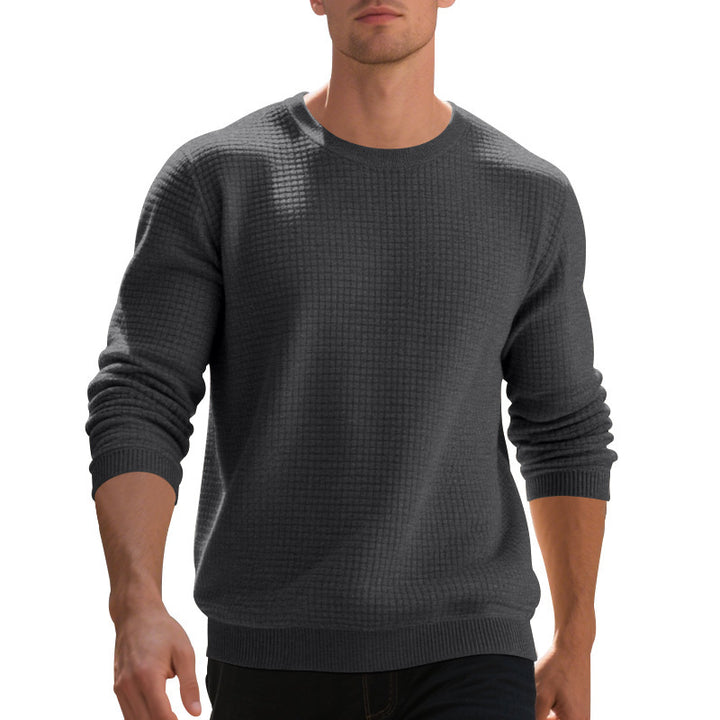 Elegant structured knit sweater for men with a round neck and comfortable feel. Chic and style